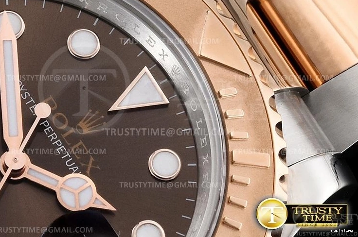 0325 ROLYM181 – YachtMaster Unique 1077